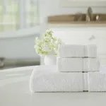Commercial Bath Towel � Navy Blue Pack Qty 1