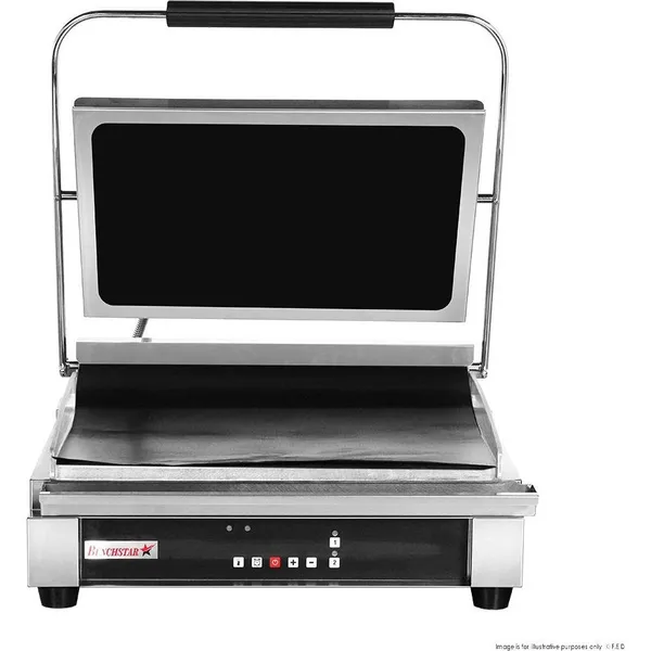 Benchstar Gh 819 electric contact grill with stainless steel frame, black non-stick plates, and front panel with red star logo and push-button controls.