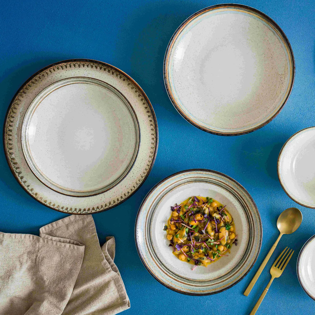 Bonna Cortado Round Pasta Plate 240mm (s-Crdspgrm24ck)