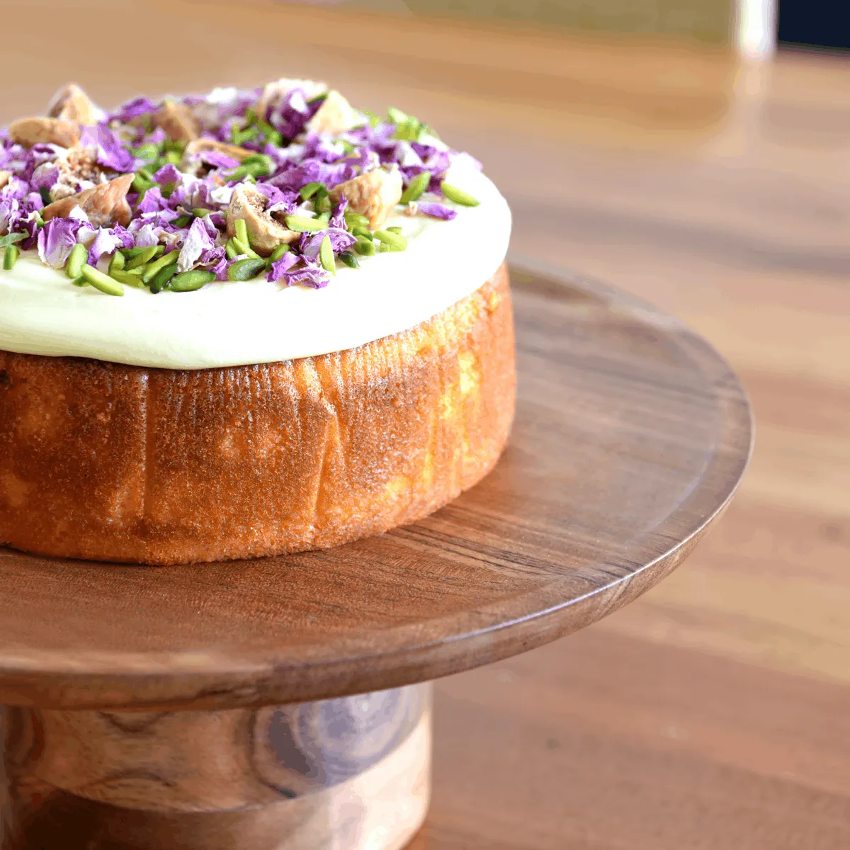 Cake Stand Round Pilar Acacia — 200x100mm