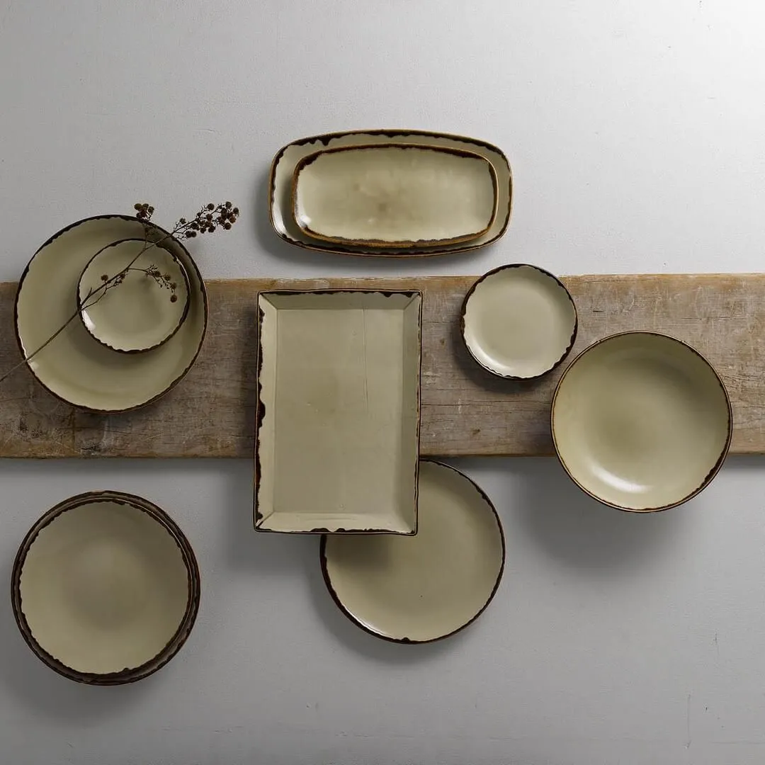 Harvest Linen Round Deep Coupe Plate